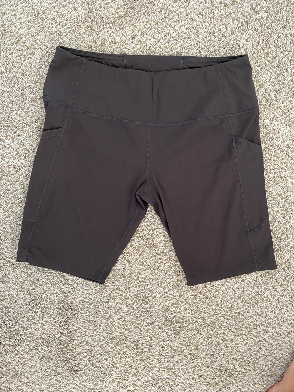 Women's Grey Performance Bike Shorts with Side Pockets